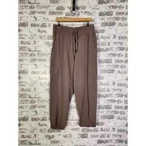 Spanx On The Move Cargo Joggers Size XL Brown Utility Casual Comfort Cropped